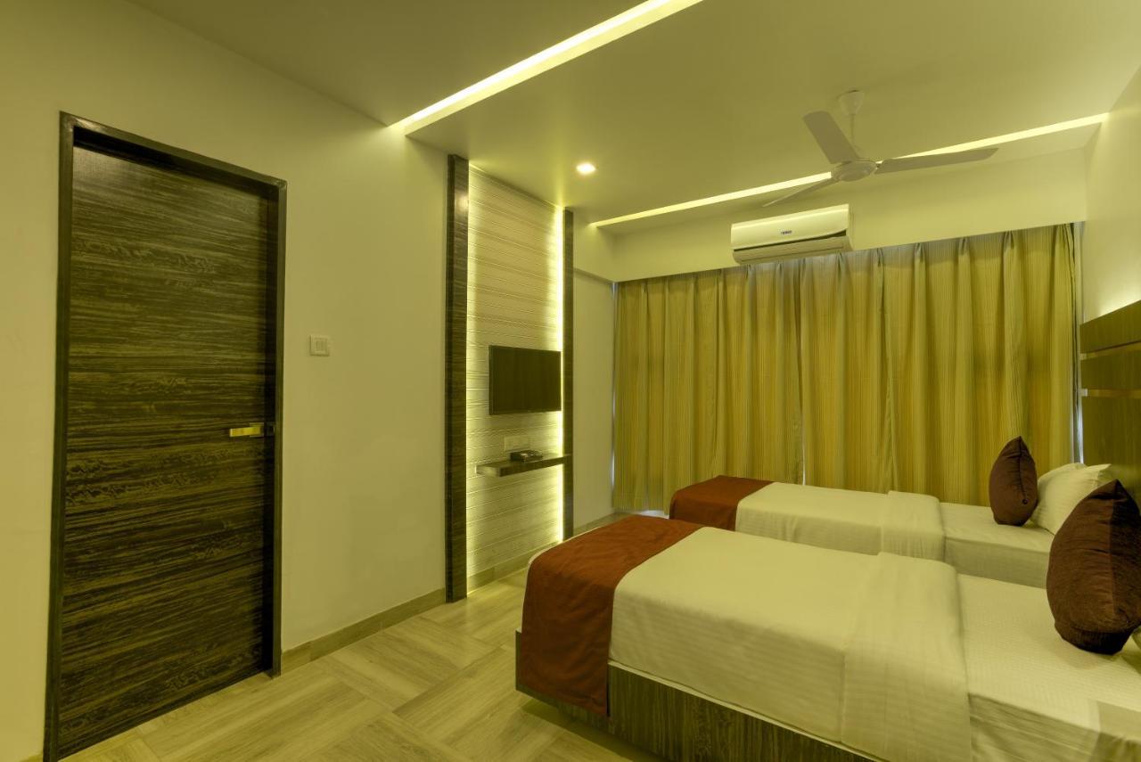 Crown Inn Panvel Exterior foto